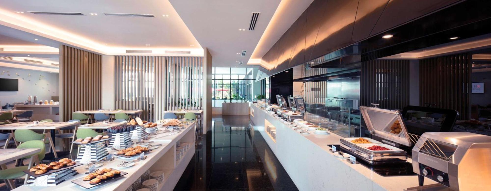 Hilton Garden Inn Пучонг Екстер'єр фото